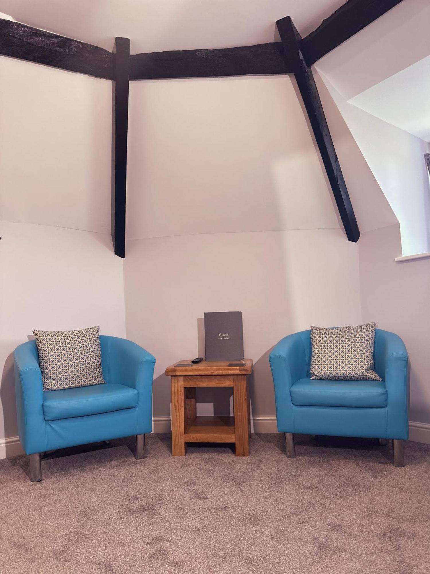 The Corbet Arms Hotel Uffington  Szoba fotó