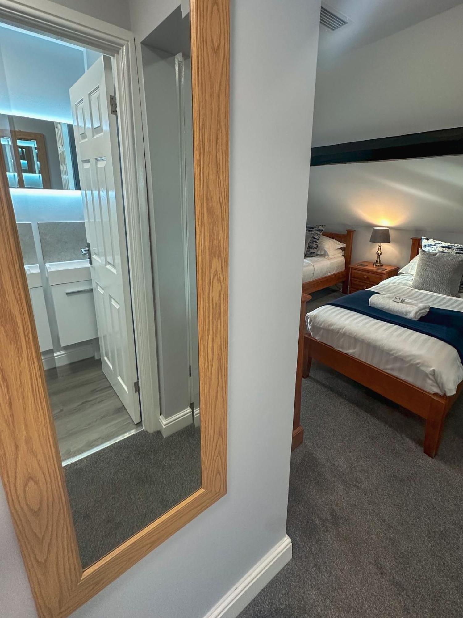 The Corbet Arms Hotel Uffington  Szoba fotó