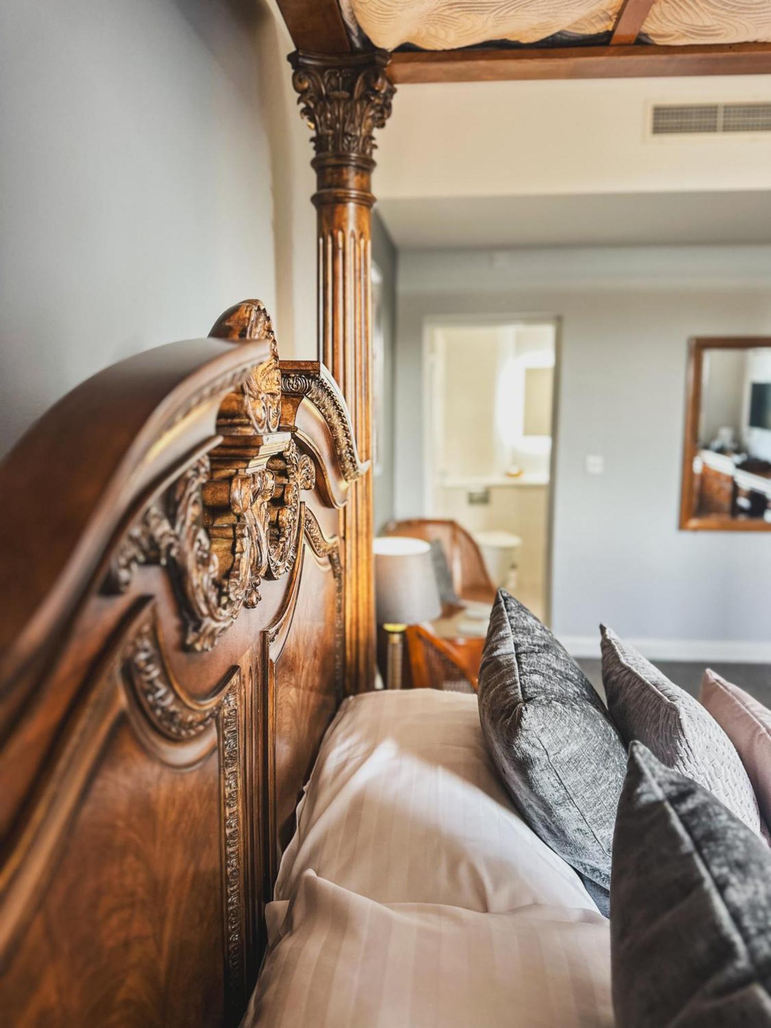 The Corbet Arms Hotel Uffington  Szoba fotó
