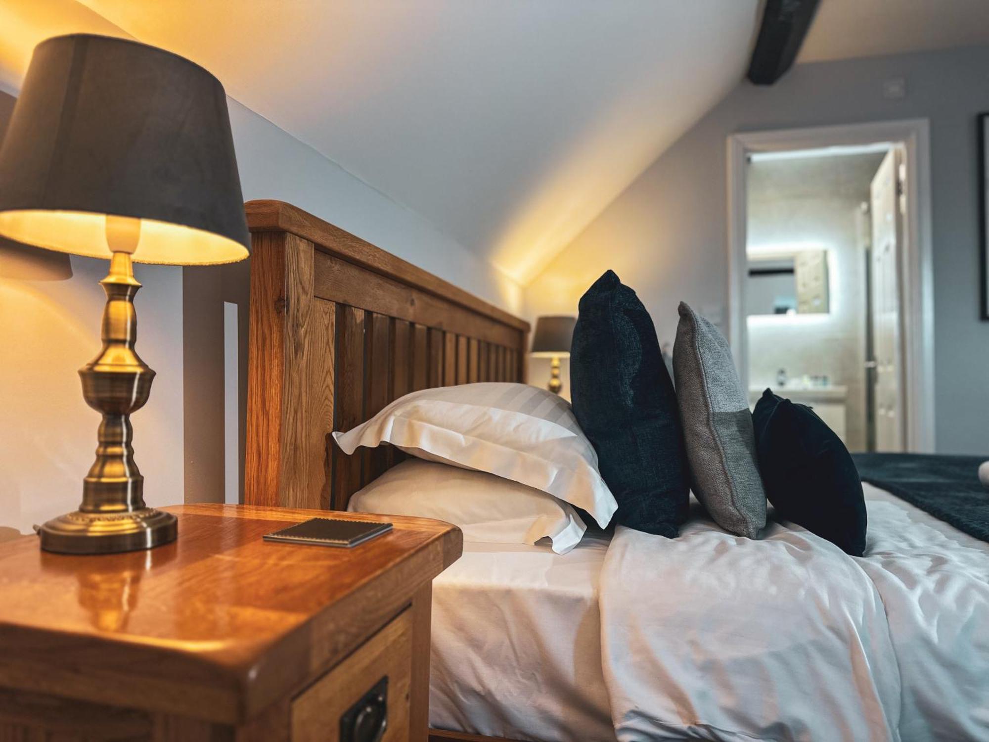 The Corbet Arms Hotel Uffington  Szoba fotó