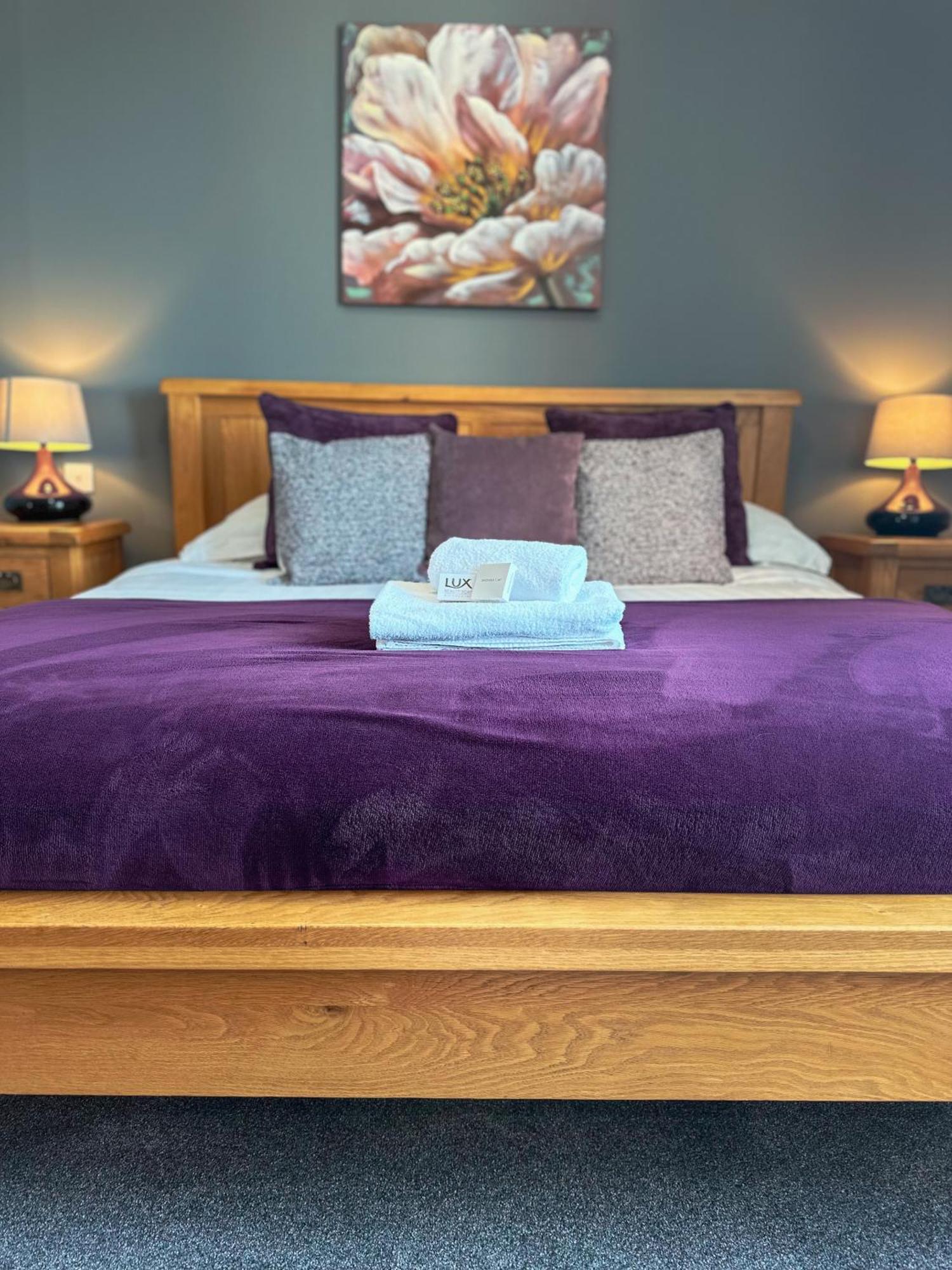 The Corbet Arms Hotel Uffington  Szoba fotó