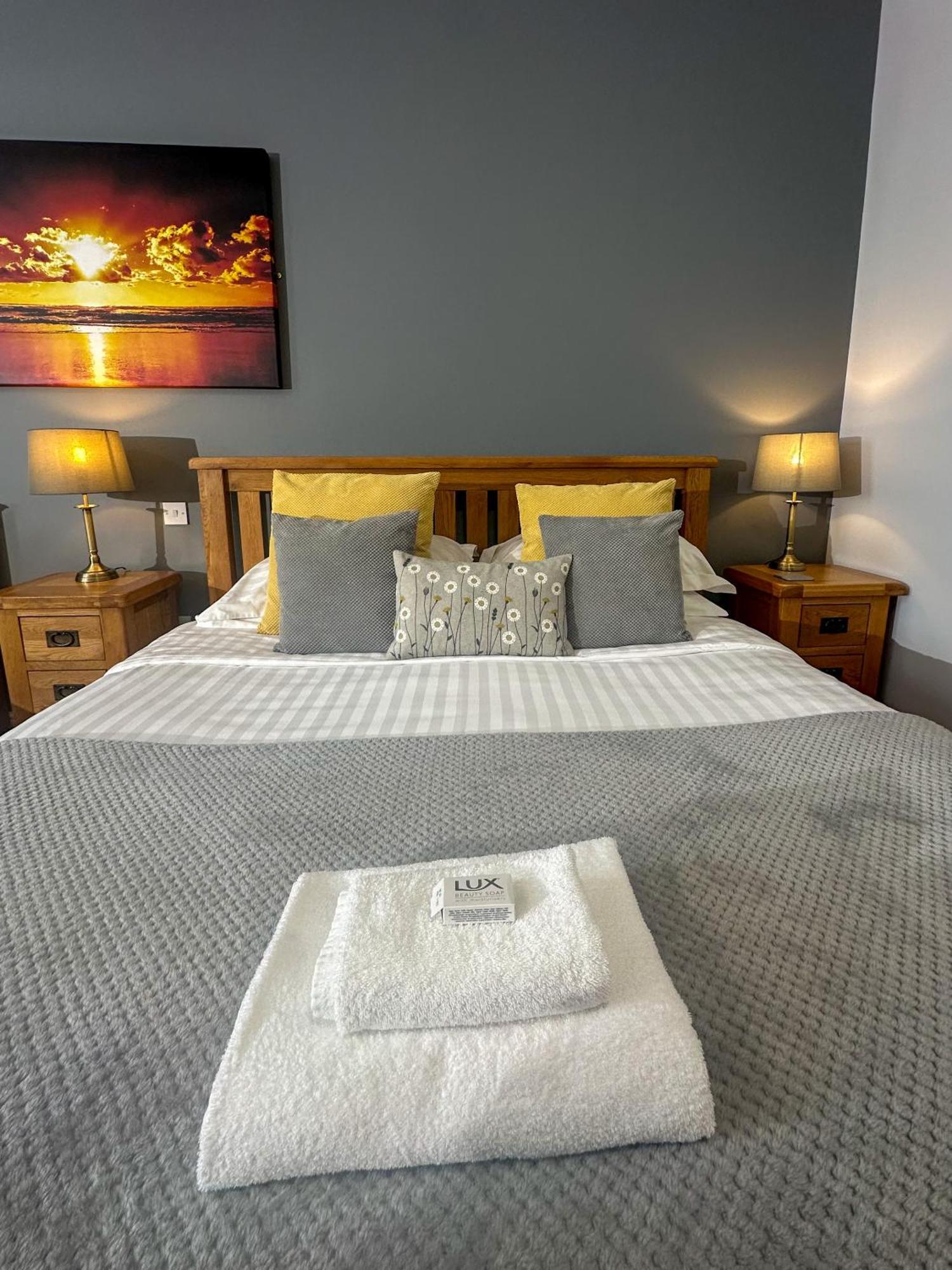 The Corbet Arms Hotel Uffington  Szoba fotó
